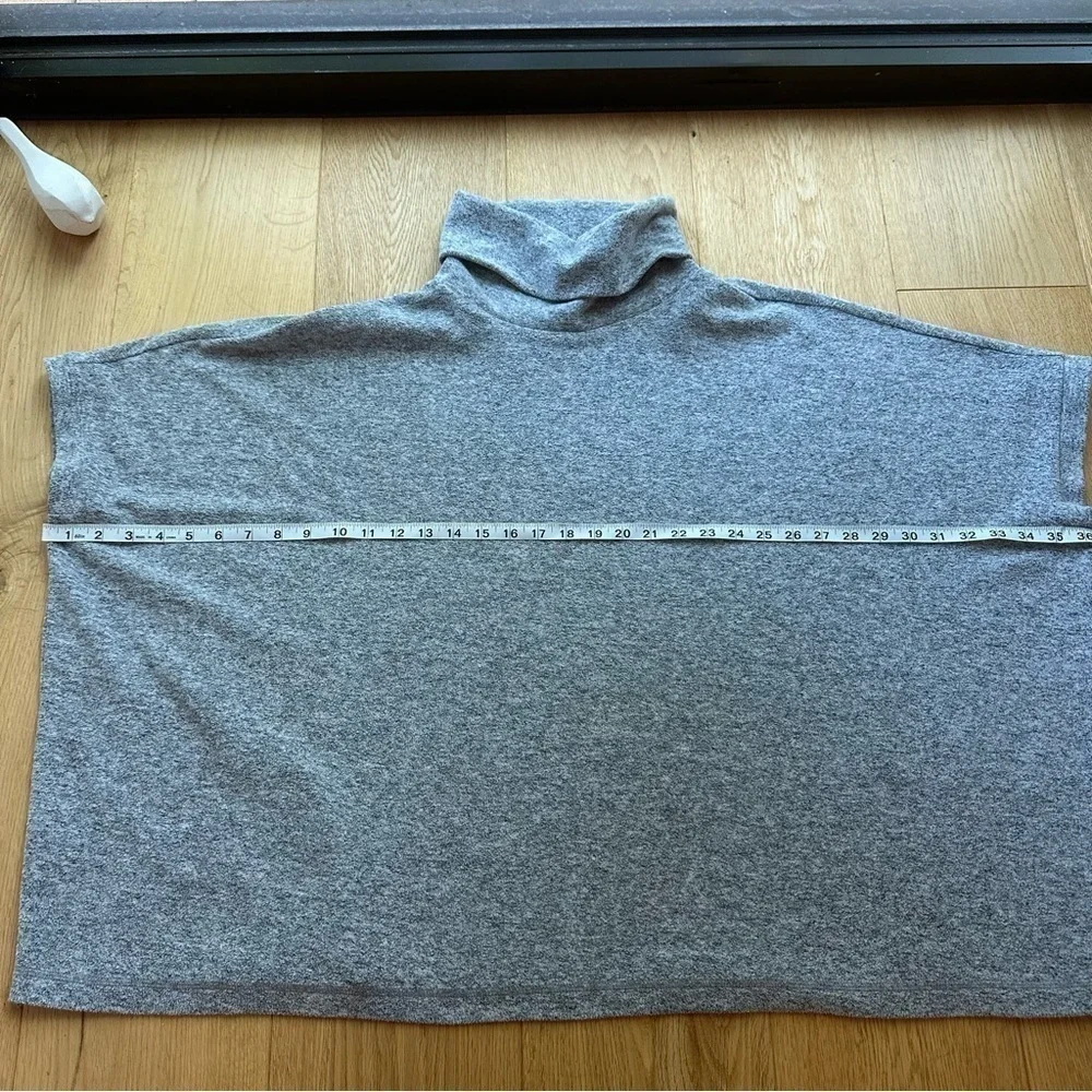 CASLON GREY KNIT TURTLENECK  OVERSIZED PONCHO SWEATER - XS/S - Picture 7 of 10